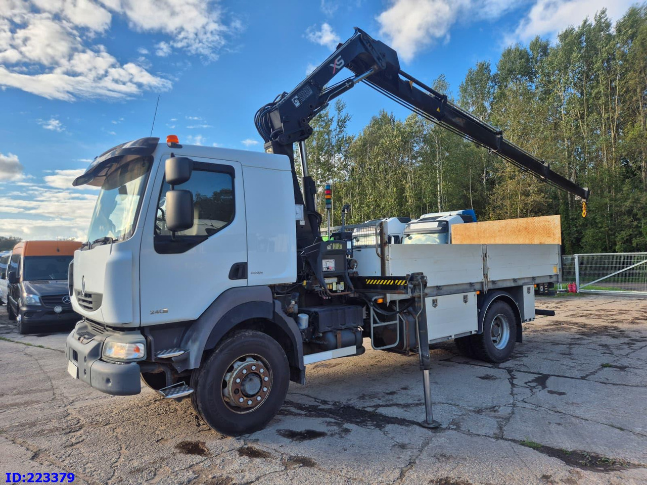 RENAULT Midlum 240.16 4x4 + HIAB 122 E-3 HIDUO - Lava-kuorma-auto: kuva RENAULT Midlum 240.16 4x4 + HIAB 122 E-3 HIDUO - Lava-kuorma-auto RENAULT Midlum 240.16 4x4 + HIAB 122 E-3 HIDUO - Lava-kuorma-auto: kuva RENAULT Midlum 240.16 4x4 + HIAB 122 E-3 HIDUO - Lava-kuorma-auto