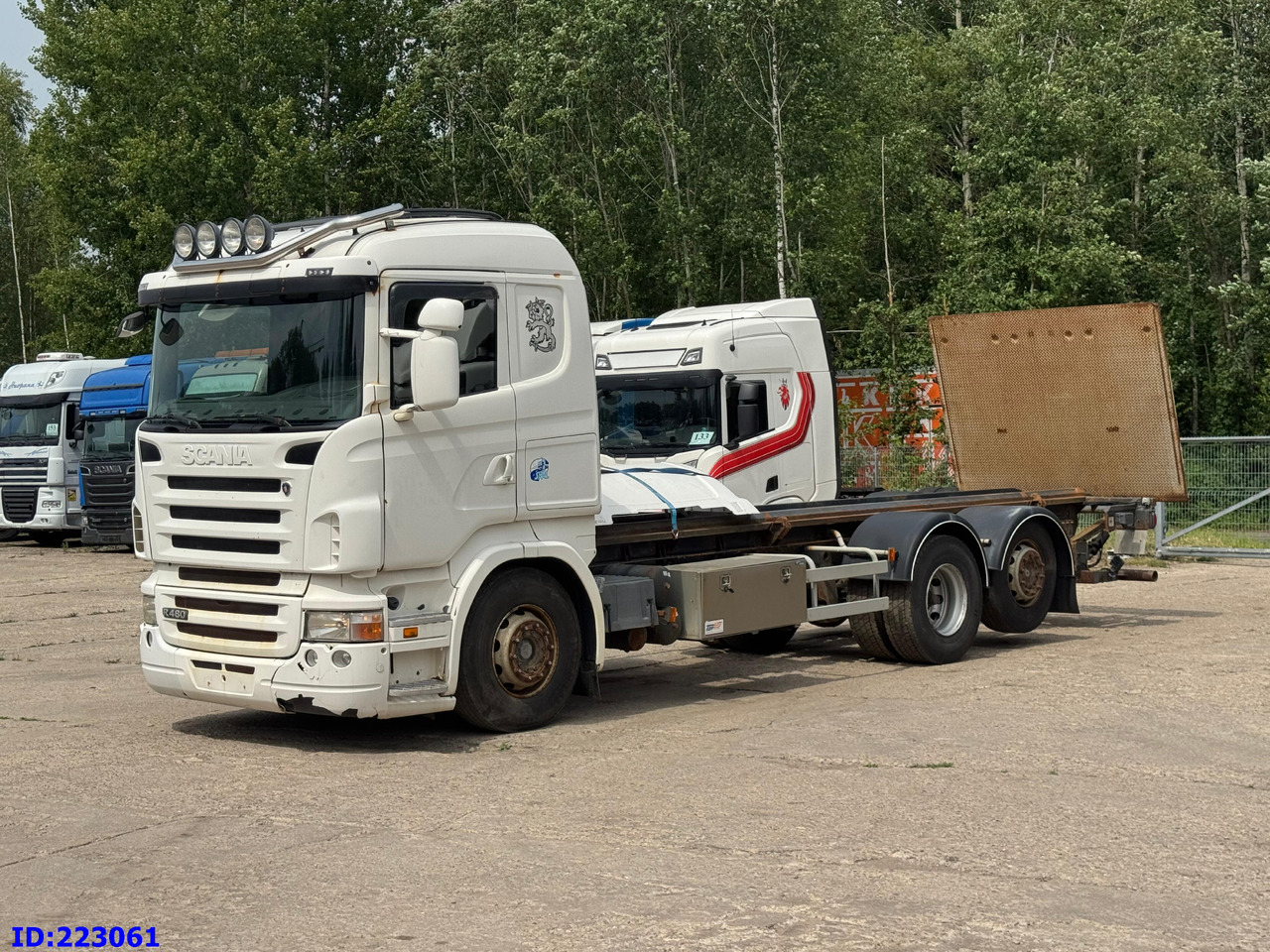 SCANIA R480 6X2 3 Pedals - Kuorma-auto alusta: kuva SCANIA R480 6X2 3 Pedals - Kuorma-auto alusta SCANIA R480 6X2 3 Pedals - Kuorma-auto alusta: kuva SCANIA R480 6X2 3 Pedals - Kuorma-auto alusta