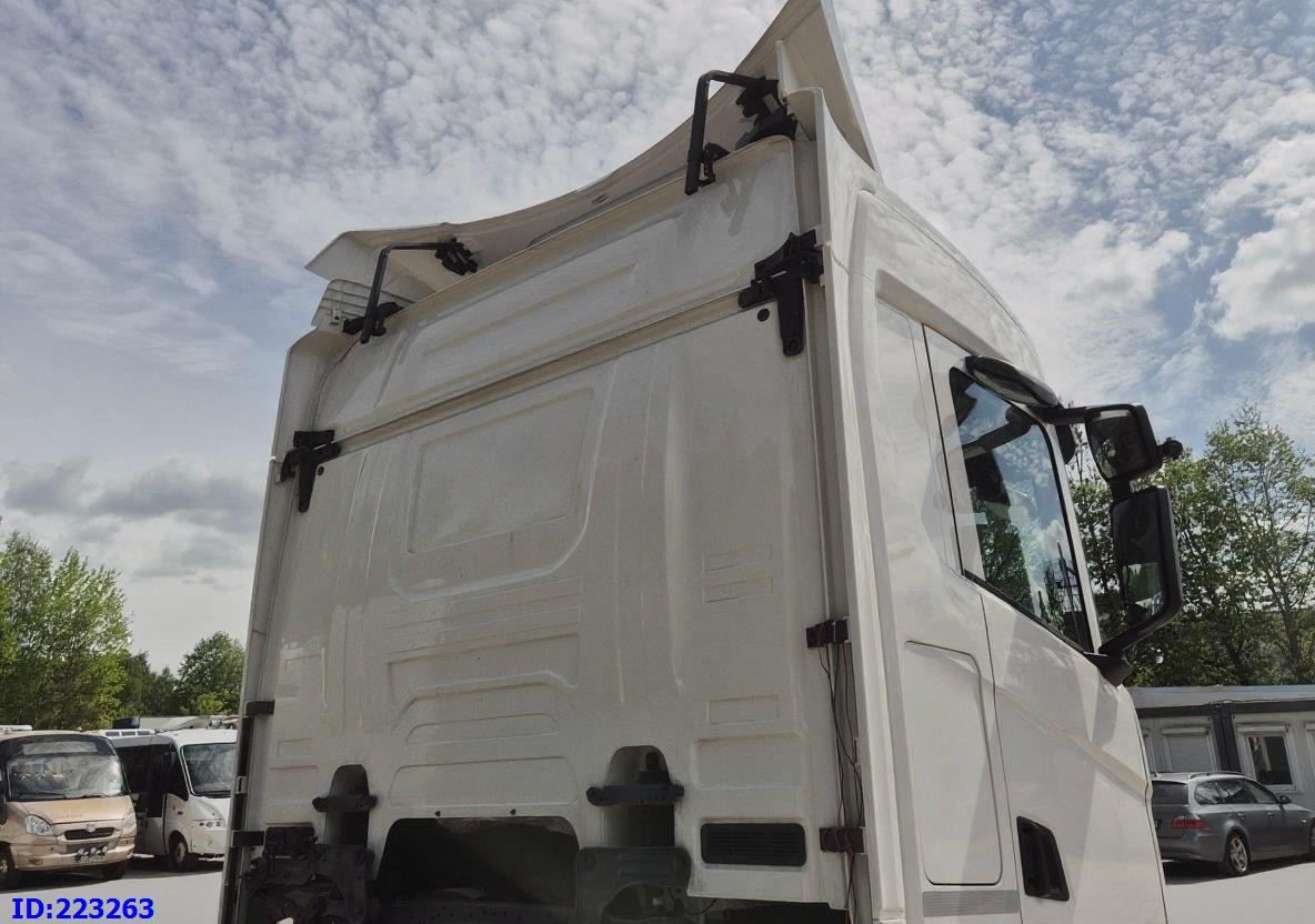 SCANIA R540 6x2 Retarder - Kuorma-auto alusta: kuva SCANIA R540 6x2 Retarder - Kuorma-auto alusta SCANIA R540 6x2 Retarder - Kuorma-auto alusta: kuva SCANIA R540 6x2 Retarder - Kuorma-auto alusta