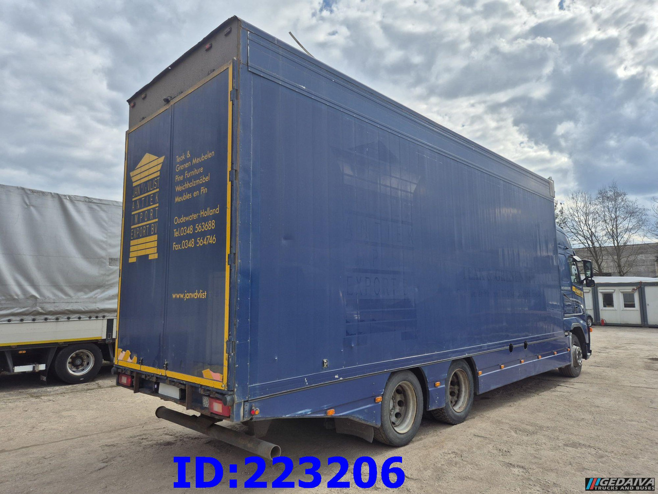 VOLVO FH12 420HP 6x2 - Isoterminen kuorma-auto: kuva VOLVO FH12 420HP 6x2 - Isoterminen kuorma-auto VOLVO FH12 420HP 6x2 - Isoterminen kuorma-auto: kuva VOLVO FH12 420HP 6x2 - Isoterminen kuorma-auto
