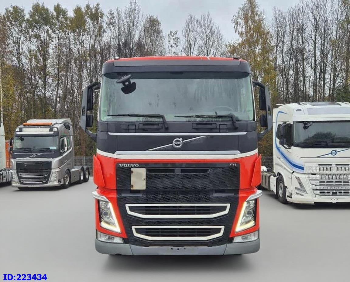 VOLVO FH13 500HP 6x2 - Kuorma-auto alusta: kuva VOLVO FH13 500HP 6x2 - Kuorma-auto alusta VOLVO FH13 500HP 6x2 - Kuorma-auto alusta: kuva VOLVO FH13 500HP 6x2 - Kuorma-auto alusta