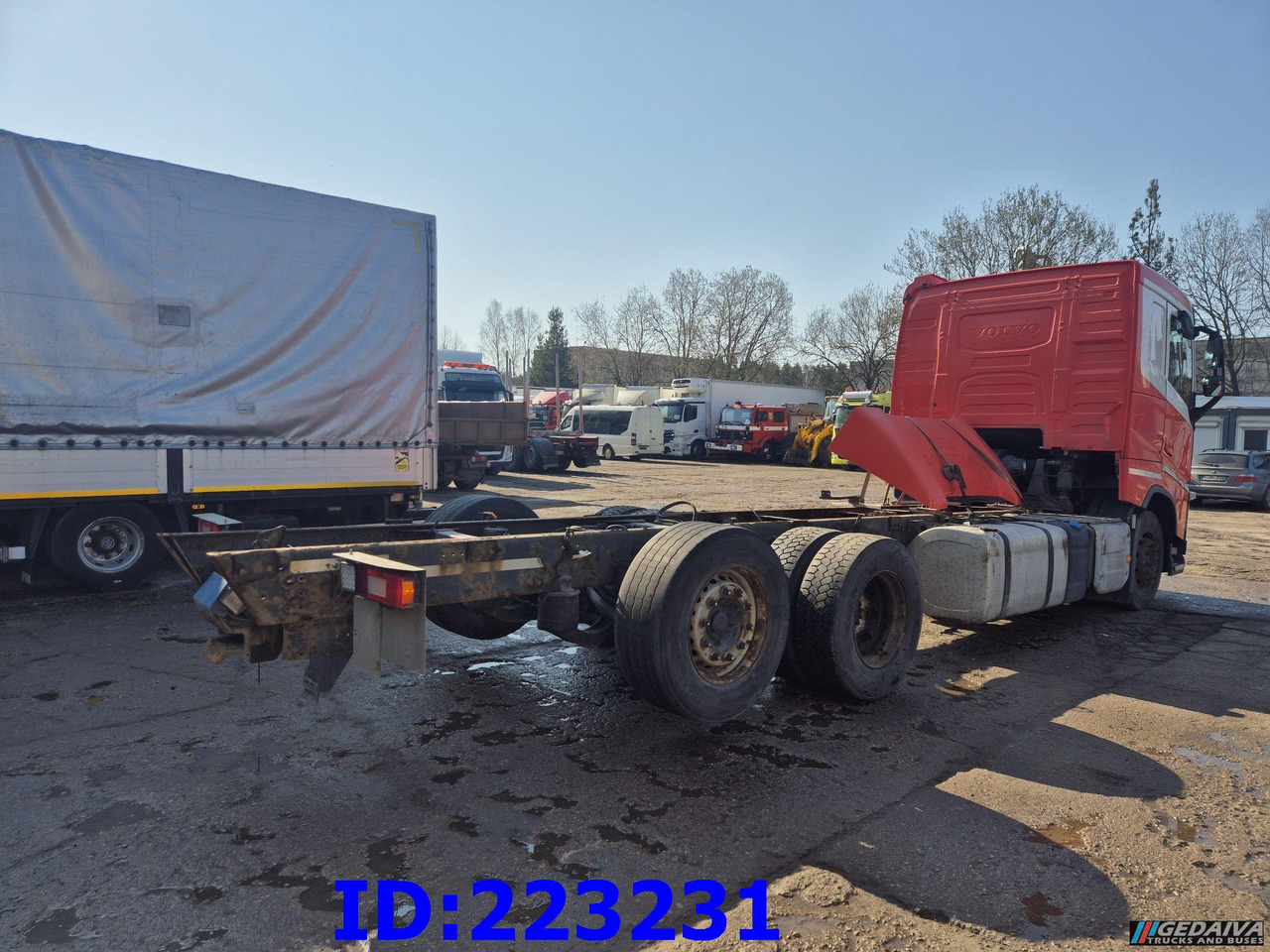 VOLVO FH13 540HP 6X2 Euro6 - Kuorma-auto alusta: kuva VOLVO FH13 540HP 6X2 Euro6 - Kuorma-auto alusta VOLVO FH13 540HP 6X2 Euro6 - Kuorma-auto alusta: kuva VOLVO FH13 540HP 6X2 Euro6 - Kuorma-auto alusta