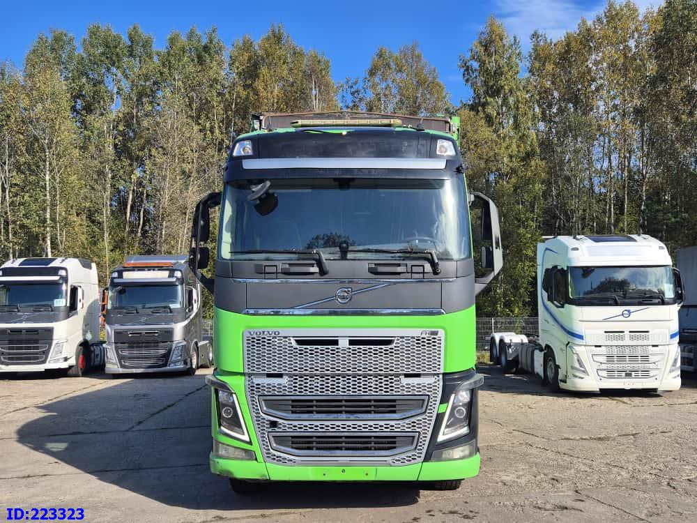 VOLVO FH16 750HP - 8x4 -Big Axles - Umpikori kuorma-auto: kuva VOLVO FH16 750HP - 8x4 -Big Axles - Umpikori kuorma-auto VOLVO FH16 750HP - 8x4 -Big Axles - Umpikori kuorma-auto: kuva VOLVO FH16 750HP - 8x4 -Big Axles - Umpikori kuorma-auto