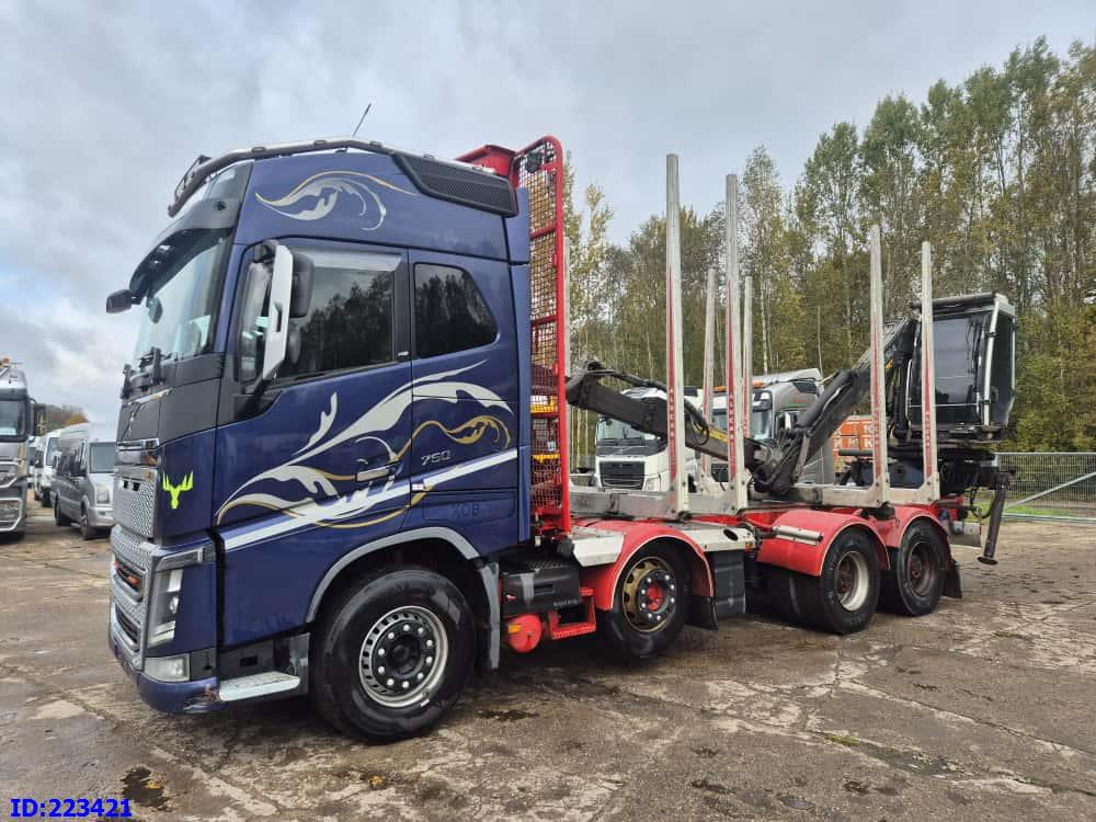 VOLVO FH16 750HP 8x4 + KESLA CRANE - Puuauto: kuva VOLVO FH16 750HP 8x4 + KESLA CRANE - Puuauto VOLVO FH16 750HP 8x4 + KESLA CRANE - Puuauto: kuva VOLVO FH16 750HP 8x4 + KESLA CRANE - Puuauto