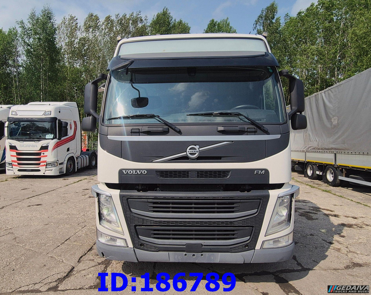 VOLVO FM13 500HP 6x2 - Kuorma-auto alusta: kuva VOLVO FM13 500HP 6x2 - Kuorma-auto alusta VOLVO FM13 500HP 6x2 - Kuorma-auto alusta: kuva VOLVO FM13 500HP 6x2 - Kuorma-auto alusta