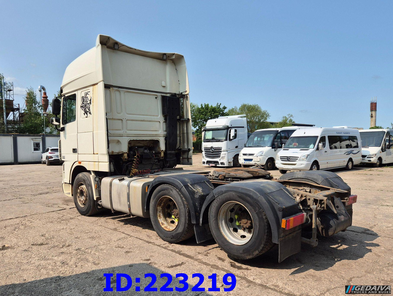 DAF XF 105.460 6X2 (10 tyre) Retarder Euro5 - Vetopöytäauto: kuva DAF XF 105.460 6X2 (10 tyre) Retarder Euro5 - Vetopöytäauto DAF XF 105.460 6X2 (10 tyre) Retarder Euro5 - Vetopöytäauto: kuva DAF XF 105.460 6X2 (10 tyre) Retarder Euro5 - Vetopöytäauto
