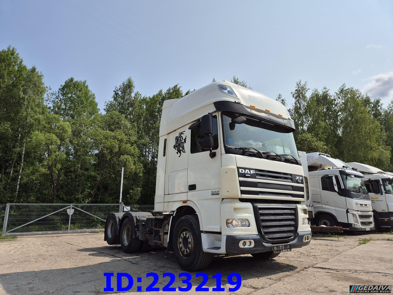 DAF XF 105.460 6X2 (10 tyre) Retarder Euro5 - Vetopöytäauto: kuva DAF XF 105.460 6X2 (10 tyre) Retarder Euro5 - Vetopöytäauto DAF XF 105.460 6X2 (10 tyre) Retarder Euro5 - Vetopöytäauto: kuva DAF XF 105.460 6X2 (10 tyre) Retarder Euro5 - Vetopöytäauto