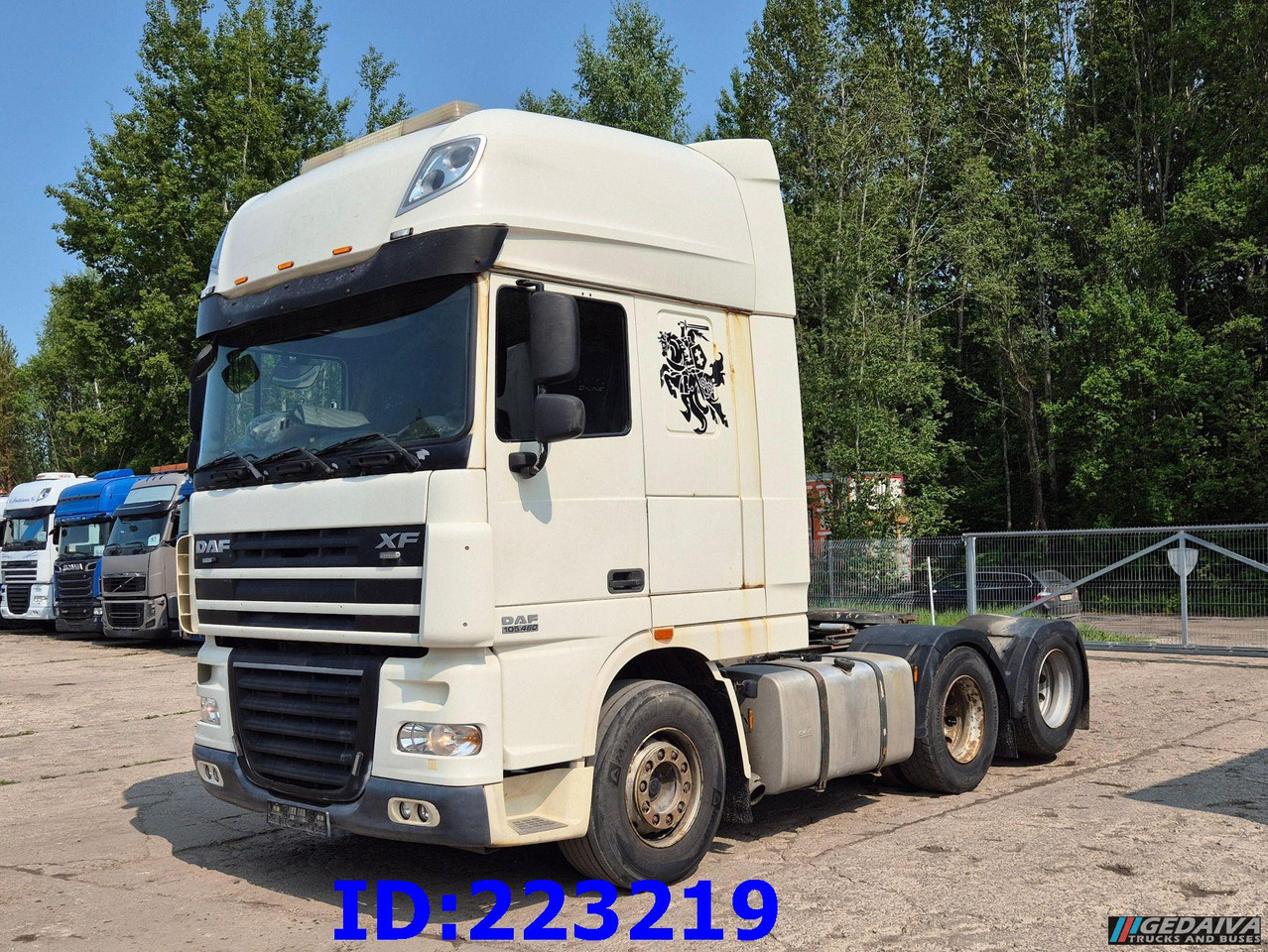 DAF XF 105.460 6X2 (10 tyre) Retarder Euro5 - Vetopöytäauto: kuva DAF XF 105.460 6X2 (10 tyre) Retarder Euro5 - Vetopöytäauto DAF XF 105.460 6X2 (10 tyre) Retarder Euro5 - Vetopöytäauto: kuva DAF XF 105.460 6X2 (10 tyre) Retarder Euro5 - Vetopöytäauto
