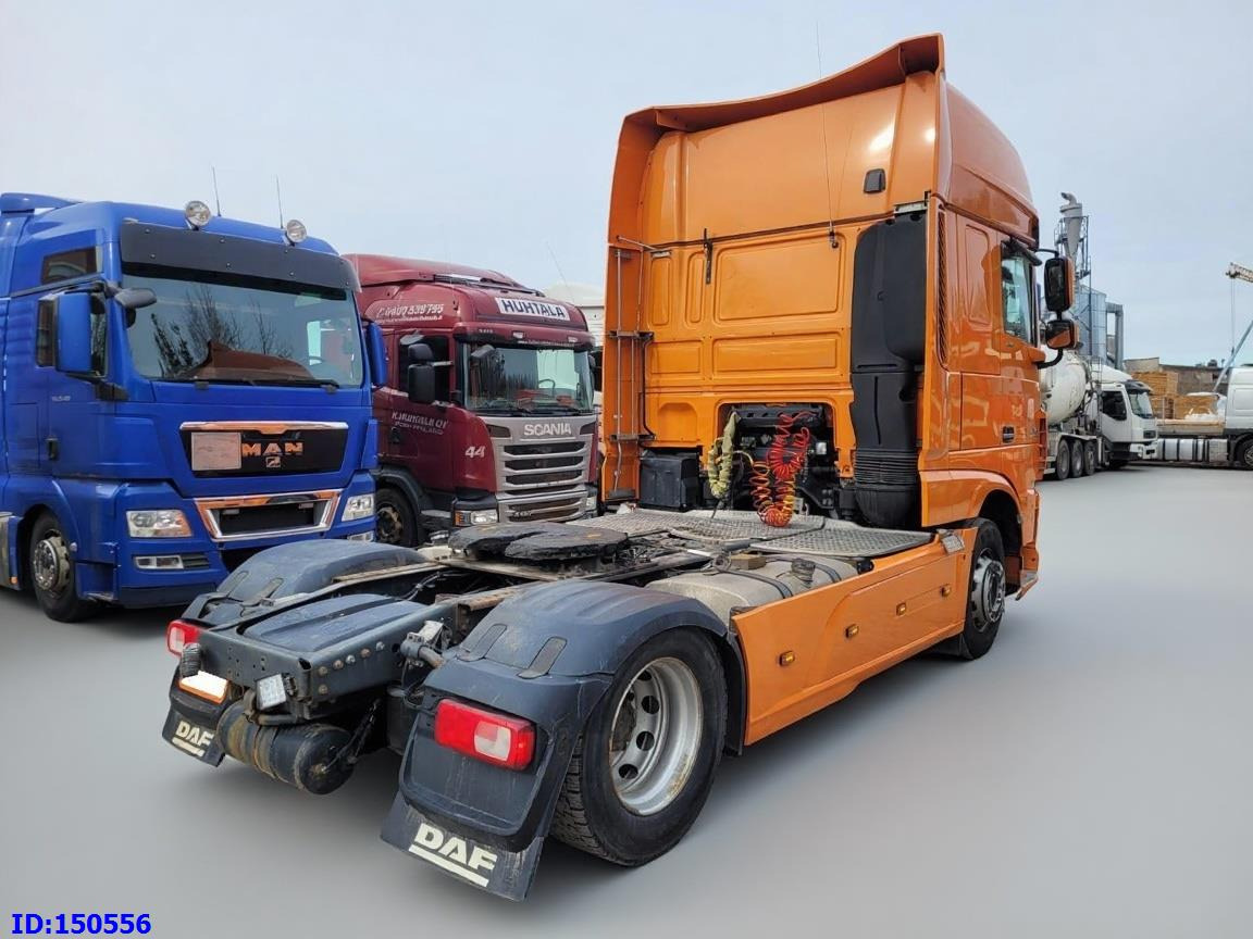 DAF XF 106 460 Euro6 Retarder - Vetopöytäauto: kuva DAF XF 106 460 Euro6 Retarder - Vetopöytäauto DAF XF 106 460 Euro6 Retarder - Vetopöytäauto: kuva DAF XF 106 460 Euro6 Retarder - Vetopöytäauto