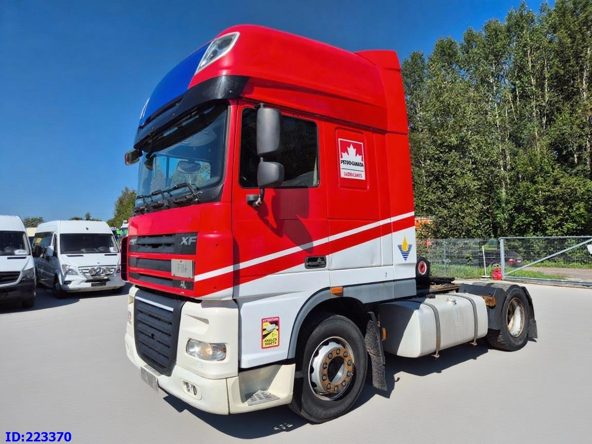 DAF XF105 460 Retarder - Vetopöytäauto: kuva DAF XF105 460 Retarder - Vetopöytäauto DAF XF105 460 Retarder - Vetopöytäauto: kuva DAF XF105 460 Retarder - Vetopöytäauto