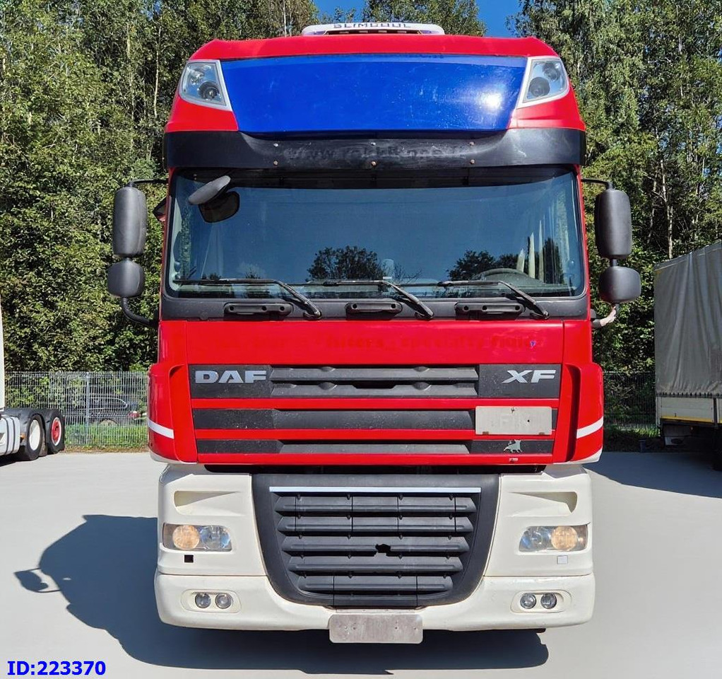 DAF XF105 460 Retarder - Vetopöytäauto: kuva DAF XF105 460 Retarder - Vetopöytäauto DAF XF105 460 Retarder - Vetopöytäauto: kuva DAF XF105 460 Retarder - Vetopöytäauto