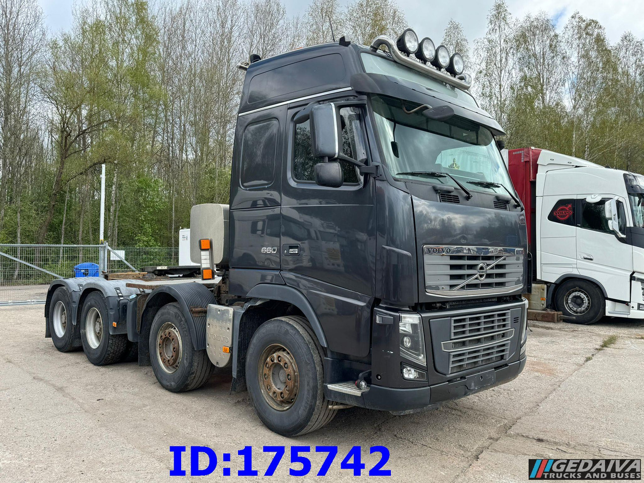VOLVO FH16 660HP 8x4 - Vetopöytäauto: kuva VOLVO FH16 660HP 8x4 - Vetopöytäauto VOLVO FH16 660HP 8x4 - Vetopöytäauto: kuva VOLVO FH16 660HP 8x4 - Vetopöytäauto