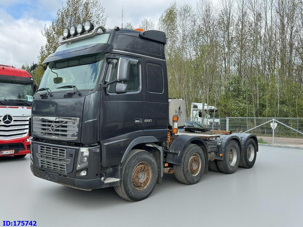VOLVO FH16 660HP 8x4 - Vetopöytäauto: kuva VOLVO FH16 660HP 8x4 - Vetopöytäauto VOLVO FH16 660HP 8x4 - Vetopöytäauto: kuva VOLVO FH16 660HP 8x4 - Vetopöytäauto