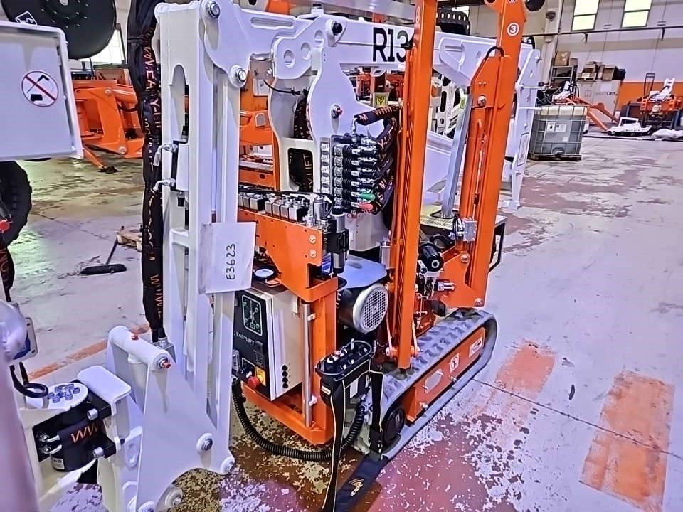 EasyLift R130 - Puomilava: kuva EasyLift R130 - Puomilava EasyLift R130 - Puomilava: kuva EasyLift R130 - Puomilava