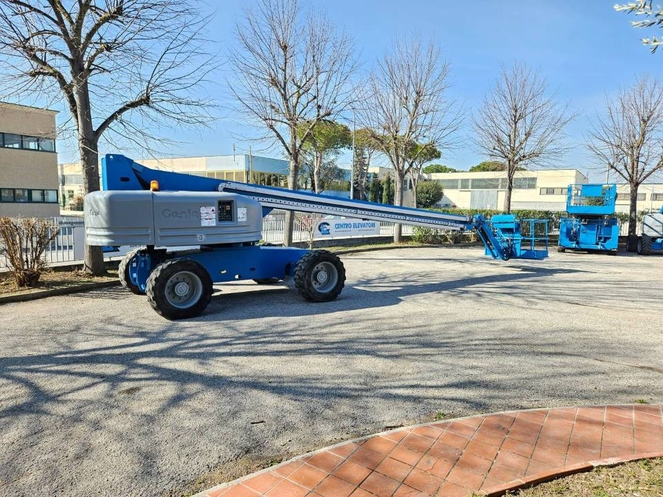 Kuukulkija Genie S 85 4WD: kuva Kuukulkija Genie S 85 4WD