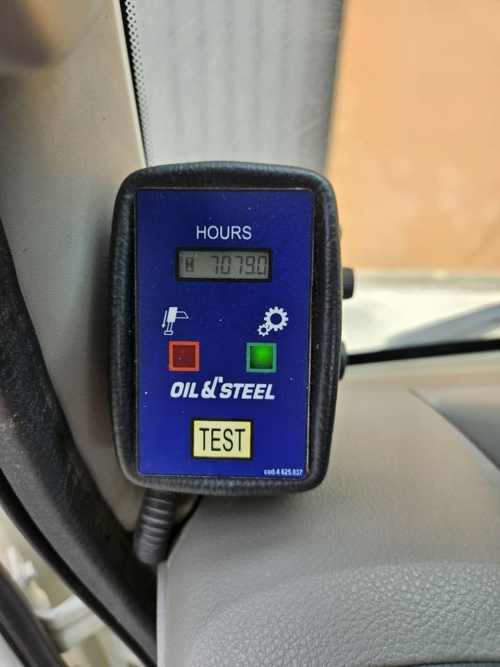 Oil & Steel Snake 21.12  - Itsekulkevat henkilönostimet: kuva Oil & Steel Snake 21.12  - Itsekulkevat henkilönostimet Oil & Steel Snake 21.12  - Itsekulkevat henkilönostimet: kuva Oil & Steel Snake 21.12  - Itsekulkevat henkilönostimet