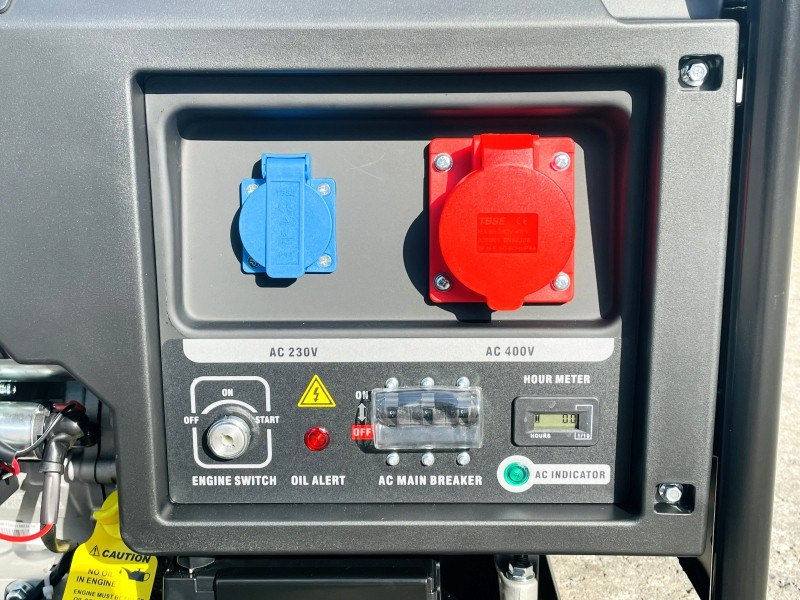 Atlas Copco P6500T (3521) - Sähkögeneraattori: kuva Atlas Copco P6500T (3521) - Sähkögeneraattori Atlas Copco P6500T (3521) - Sähkögeneraattori: kuva Atlas Copco P6500T (3521) - Sähkögeneraattori