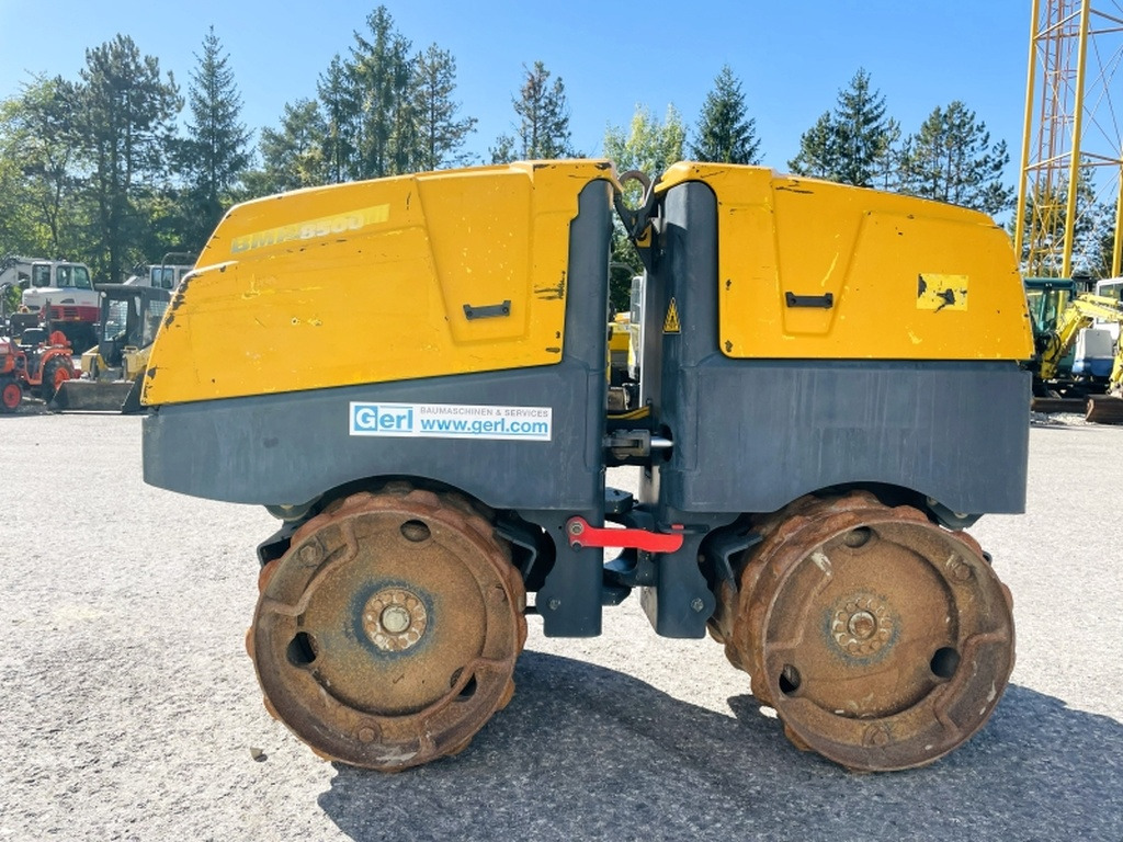 Bomag BMP8500 (4074) - Minijyrä: kuva Bomag BMP8500 (4074) - Minijyrä Bomag BMP8500 (4074) - Minijyrä: kuva Bomag BMP8500 (4074) - Minijyrä