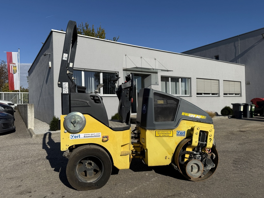 Bomag BW 120 AC-5 (111743) - Tiejyrä: kuva Bomag BW 120 AC-5 (111743) - Tiejyrä Bomag BW 120 AC-5 (111743) - Tiejyrä: kuva Bomag BW 120 AC-5 (111743) - Tiejyrä