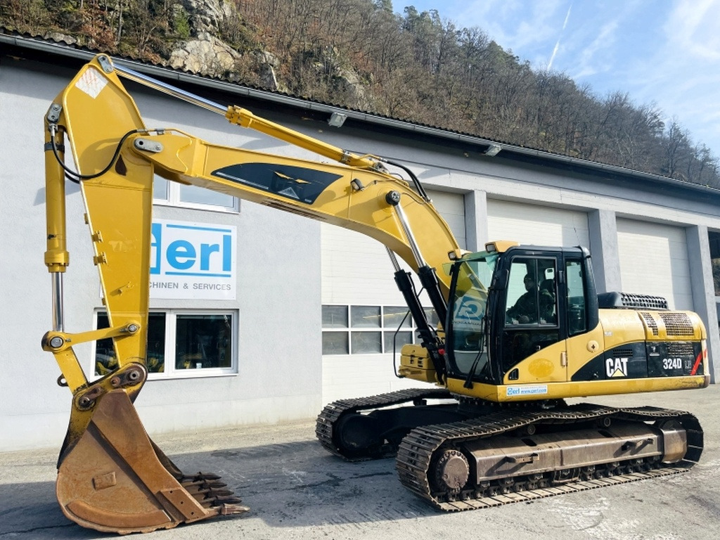 Caterpillar 324D NL (3929) - Telakaivukone: kuva Caterpillar 324D NL (3929) - Telakaivukone Caterpillar 324D NL (3929) - Telakaivukone: kuva Caterpillar 324D NL (3929) - Telakaivukone