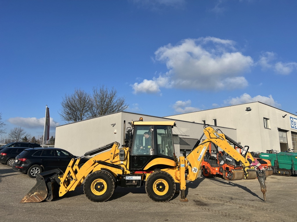 JCB 2 CX-S (111417) - Kaivuri-trukki: kuva JCB 2 CX-S (111417) - Kaivuri-trukki JCB 2 CX-S (111417) - Kaivuri-trukki: kuva JCB 2 CX-S (111417) - Kaivuri-trukki