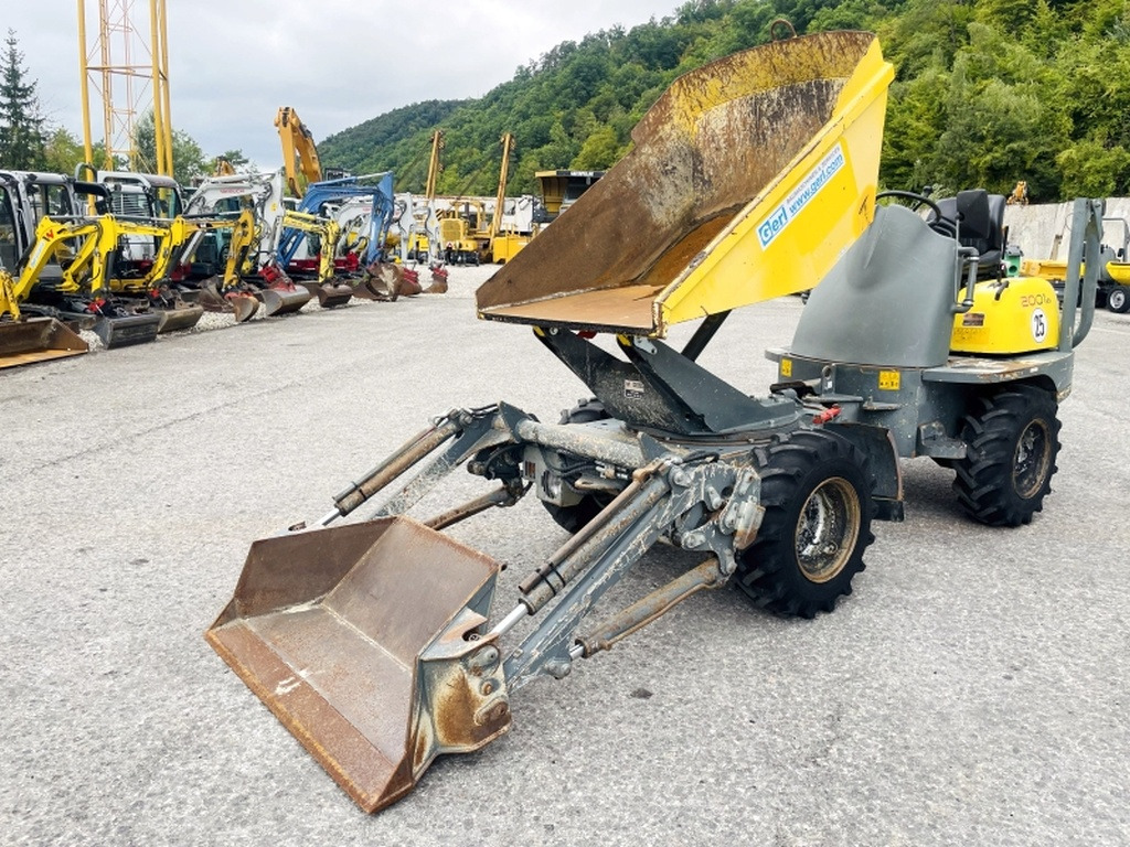Neuson 2001 Selbstlader (4058) - Pikku dumpperi: kuva Neuson 2001 Selbstlader (4058) - Pikku dumpperi Neuson 2001 Selbstlader (4058) - Pikku dumpperi: kuva Neuson 2001 Selbstlader (4058) - Pikku dumpperi