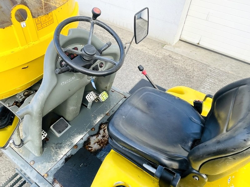 Neuson 4001 (3896) - Pikku dumpperi: kuva Neuson 4001 (3896) - Pikku dumpperi Neuson 4001 (3896) - Pikku dumpperi: kuva Neuson 4001 (3896) - Pikku dumpperi