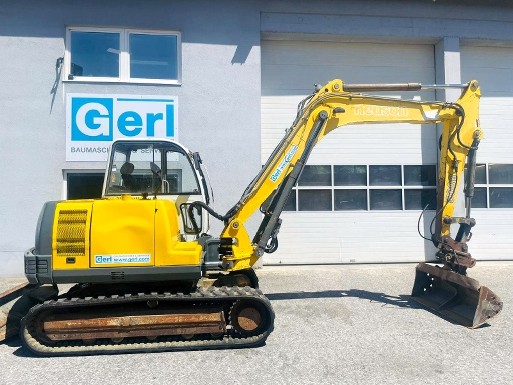 Neuson 8002 RDV (4015) - Minikuormaaja: kuva Neuson 8002 RDV (4015) - Minikuormaaja Neuson 8002 RDV (4015) - Minikuormaaja: kuva Neuson 8002 RDV (4015) - Minikuormaaja