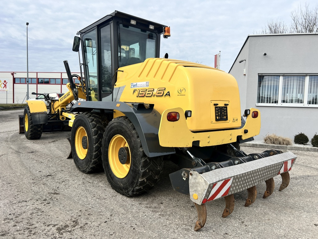 New Holland F 156.6 A (111441) - Tiehöylä: kuva New Holland F 156.6 A (111441) - Tiehöylä New Holland F 156.6 A (111441) - Tiehöylä: kuva New Holland F 156.6 A (111441) - Tiehöylä