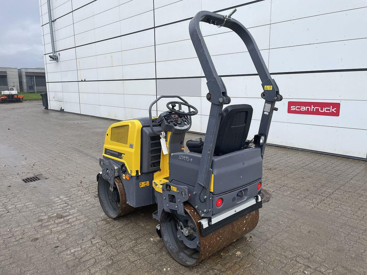 Atlas Copco CC900 - Tiejyrä: kuva Atlas Copco CC900 - Tiejyrä Atlas Copco CC900 - Tiejyrä: kuva Atlas Copco CC900 - Tiejyrä