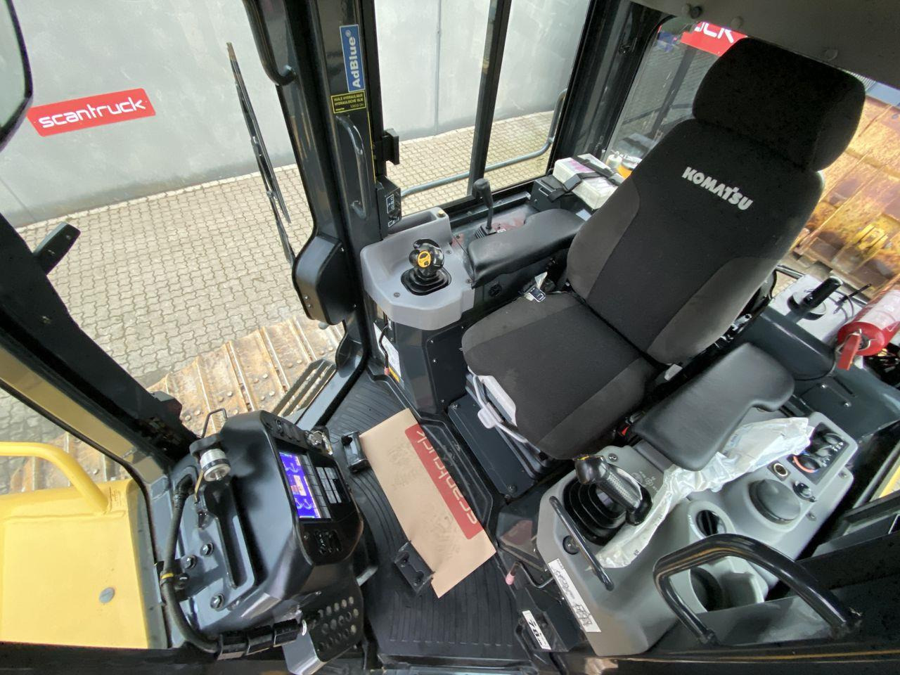 Komatsu D61PXI-24EO - Puskutraktori: kuva Komatsu D61PXI-24EO - Puskutraktori Komatsu D61PXI-24EO - Puskutraktori: kuva Komatsu D61PXI-24EO - Puskutraktori