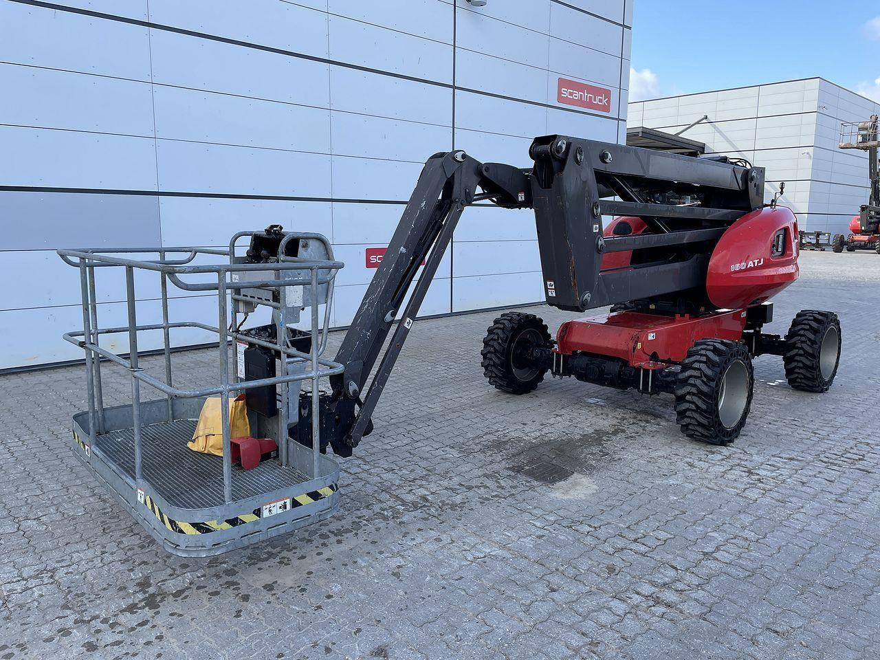 Manitou 160ATJ RC - Puomilava: kuva Manitou 160ATJ RC - Puomilava Manitou 160ATJ RC - Puomilava: kuva Manitou 160ATJ RC - Puomilava
