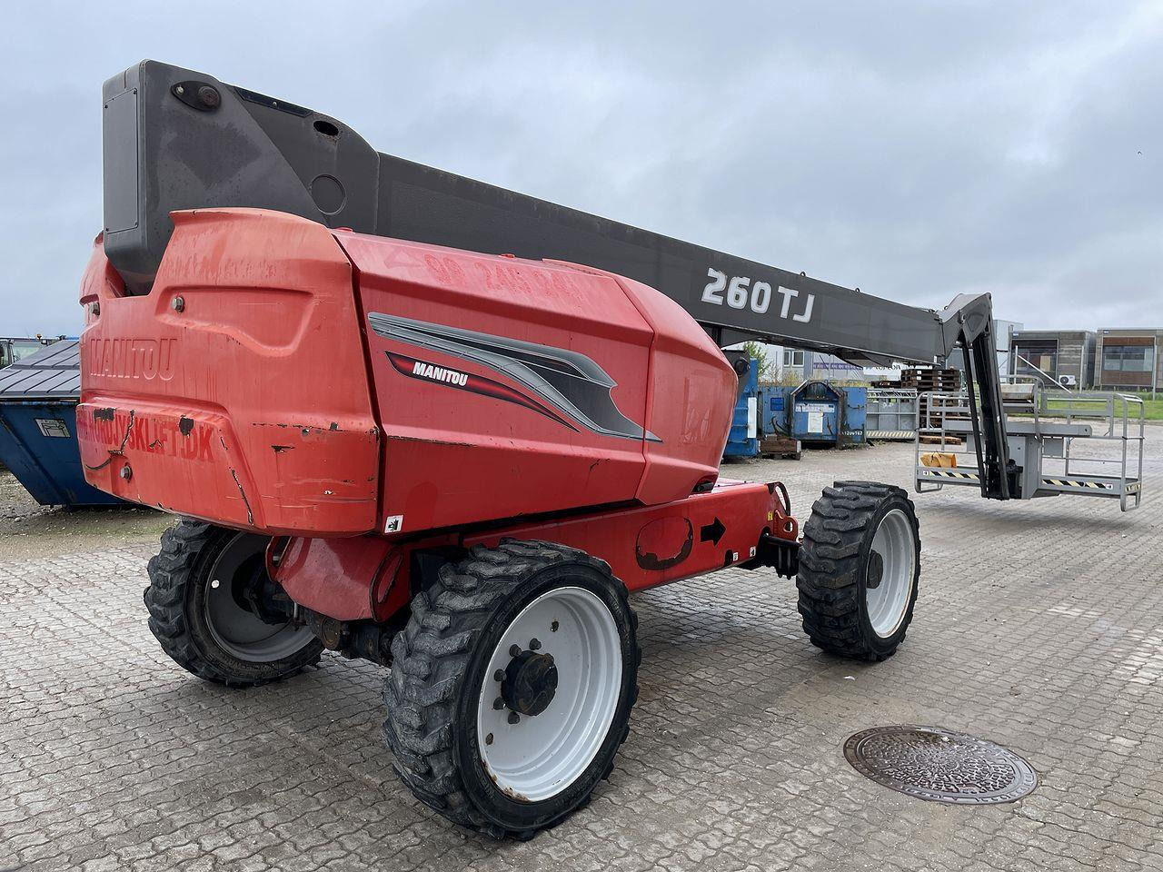 Manitou 260TJ - Kuukulkija: kuva Manitou 260TJ - Kuukulkija Manitou 260TJ - Kuukulkija: kuva Manitou 260TJ - Kuukulkija