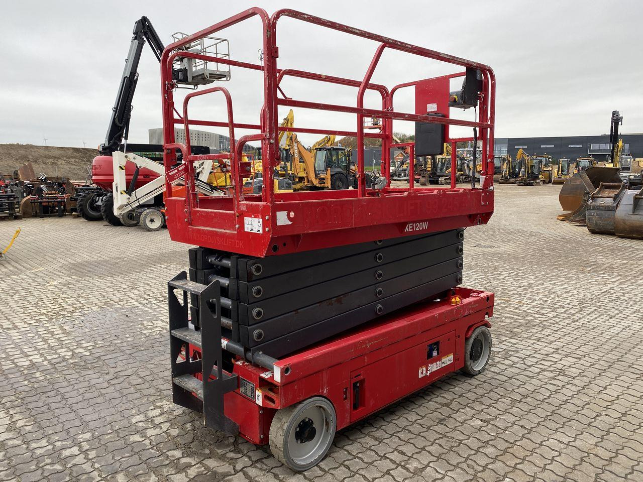 Mantall XE120W - Saksilava: kuva Mantall XE120W - Saksilava Mantall XE120W - Saksilava: kuva Mantall XE120W - Saksilava