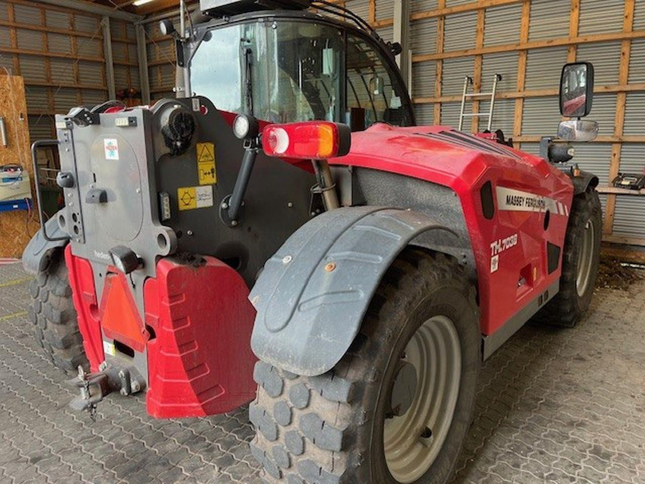 Massey Fergusson TH7038X - Kurottaja: kuva Massey Fergusson TH7038X - Kurottaja Massey Fergusson TH7038X - Kurottaja: kuva Massey Fergusson TH7038X - Kurottaja