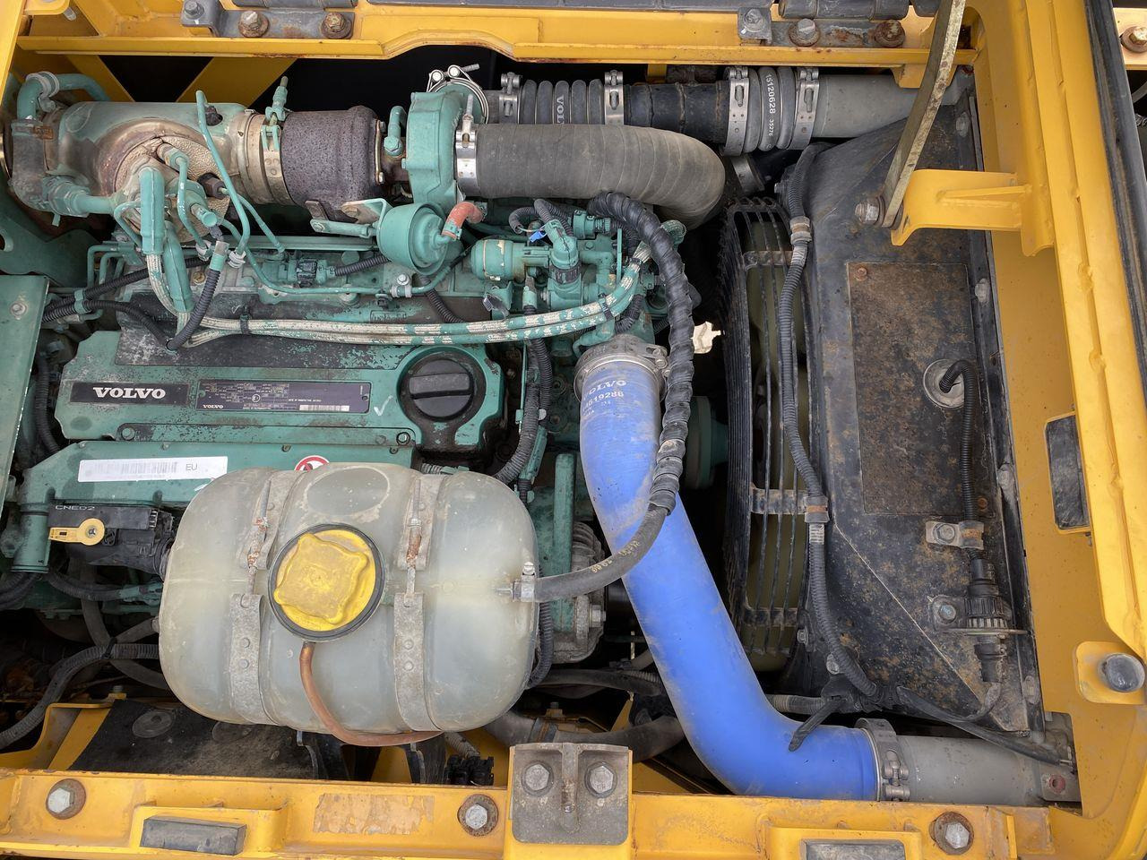 Telakaivukone Volvo EC140: kuva Telakaivukone Volvo EC140 Telakaivukone Volvo EC140: kuva Telakaivukone Volvo EC140