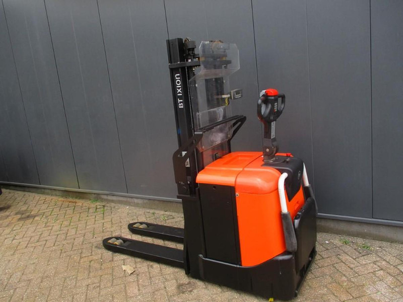 BT SPE125 - Haarukkavaunu: kuva BT SPE125 - Haarukkavaunu BT SPE125 - Haarukkavaunu: kuva BT SPE125 - Haarukkavaunu