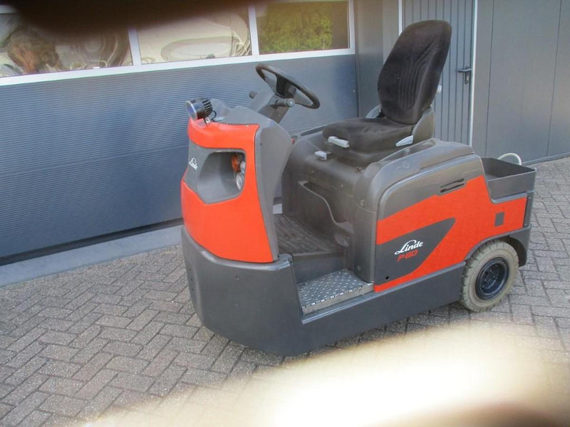 Linde P 60 - Vetotrukki: kuva Linde P 60 - Vetotrukki Linde P 60 - Vetotrukki: kuva Linde P 60 - Vetotrukki