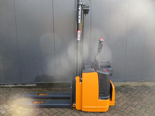 Still EGV S14 - Pinoamistrukki: kuva Still EGV S14 - Pinoamistrukki Still EGV S14 - Pinoamistrukki: kuva Still EGV S14 - Pinoamistrukki