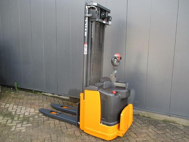 Still EGV S14 - Pinoamistrukki: kuva Still EGV S14 - Pinoamistrukki Still EGV S14 - Pinoamistrukki: kuva Still EGV S14 - Pinoamistrukki