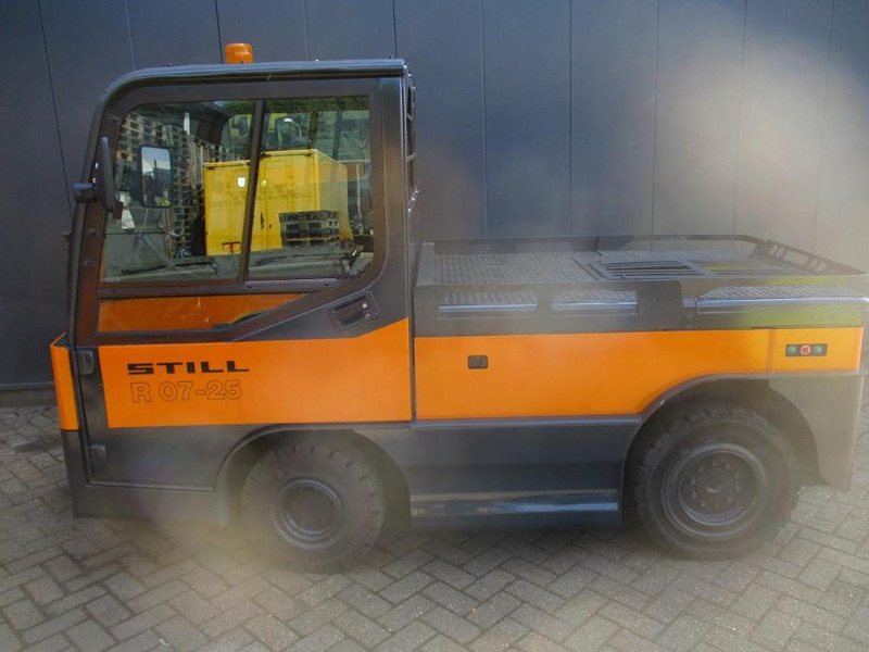 Still R07-25 - Vetotrukki: kuva Still R07-25 - Vetotrukki Still R07-25 - Vetotrukki: kuva Still R07-25 - Vetotrukki