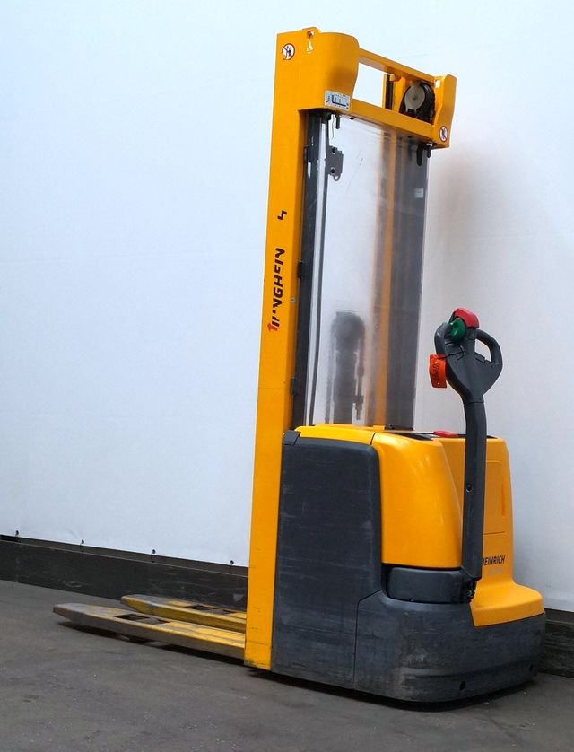 Jungheinrich EJC214 - Pinoamistrukki: kuva Jungheinrich EJC214 - Pinoamistrukki Jungheinrich EJC214 - Pinoamistrukki: kuva Jungheinrich EJC214 - Pinoamistrukki