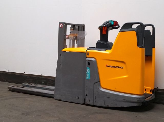 Jungheinrich ERD220 - Pinoamistrukki: kuva Jungheinrich ERD220 - Pinoamistrukki Jungheinrich ERD220 - Pinoamistrukki: kuva Jungheinrich ERD220 - Pinoamistrukki