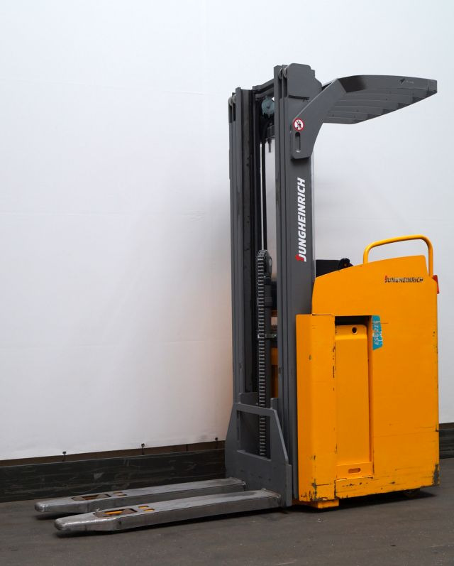 Jungheinrich ESC216 - Pinoamistrukki: kuva  Jungheinrich ESC216 - Pinoamistrukki Jungheinrich ESC216 - Pinoamistrukki: kuva  Jungheinrich ESC216 - Pinoamistrukki