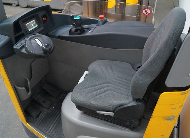 Jungheinrich ETV216 - Työntömastotrukki: kuva Jungheinrich ETV216 - Työntömastotrukki Jungheinrich ETV216 - Työntömastotrukki: kuva Jungheinrich ETV216 - Työntömastotrukki