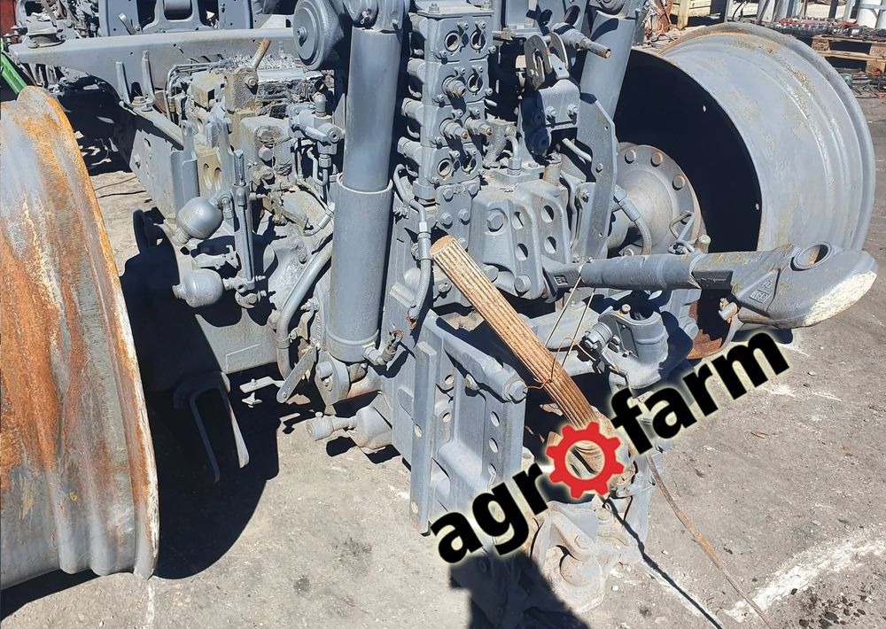 John Deere 6195R 6190 6R most wał blok skrzynia obudowa zwolnica - Vaihdelaatikko - Maatalouskoneet: kuva John Deere 6195R 6190 6R most wał blok skrzynia obudowa zwolnica - Vaihdelaatikko - Maatalouskoneet John Deere 6195R 6190 6R most wał blok skrzynia obudowa zwolnica - Vaihdelaatikko - Maatalouskoneet: kuva John Deere 6195R 6190 6R most wał blok skrzynia obudowa zwolnica - Vaihdelaatikko - Maatalouskoneet