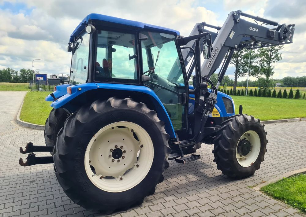 New Holland T5040 - Traktori: kuva New Holland T5040 - Traktori New Holland T5040 - Traktori: kuva New Holland T5040 - Traktori