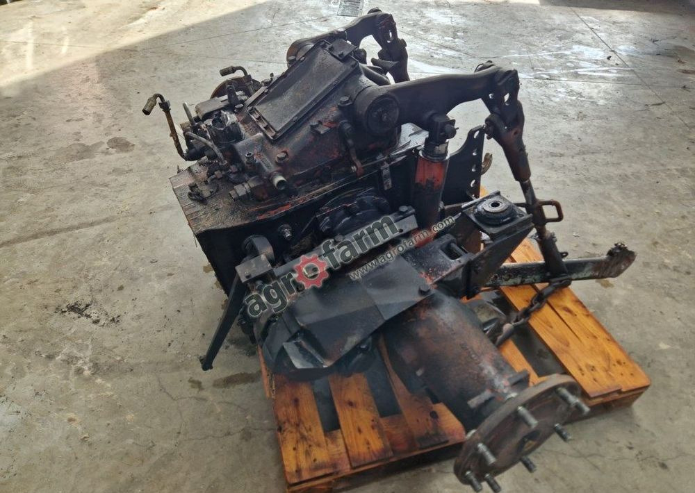 Tylny most Deutz DX 6.30 - Vaihdelaatikko: kuva Tylny most Deutz DX 6.30 - Vaihdelaatikko Tylny most Deutz DX 6.30 - Vaihdelaatikko: kuva Tylny most Deutz DX 6.30 - Vaihdelaatikko