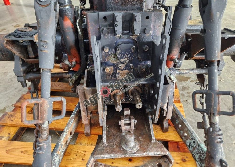 Tylny most Deutz DX 6.30 - Vaihdelaatikko: kuva Tylny most Deutz DX 6.30 - Vaihdelaatikko Tylny most Deutz DX 6.30 - Vaihdelaatikko: kuva Tylny most Deutz DX 6.30 - Vaihdelaatikko