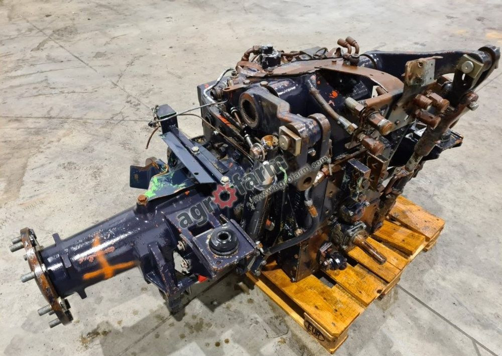 Tylny most Deutz Fahr DX 4.30 04374610RK - Vaihdelaatikko: kuva Tylny most Deutz Fahr DX 4.30 04374610RK - Vaihdelaatikko Tylny most Deutz Fahr DX 4.30 04374610RK - Vaihdelaatikko: kuva Tylny most Deutz Fahr DX 4.30 04374610RK - Vaihdelaatikko